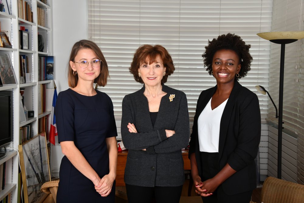 PUBLICATION-Le-guide-Cadeaux-et-Invitations-de-l-AFA